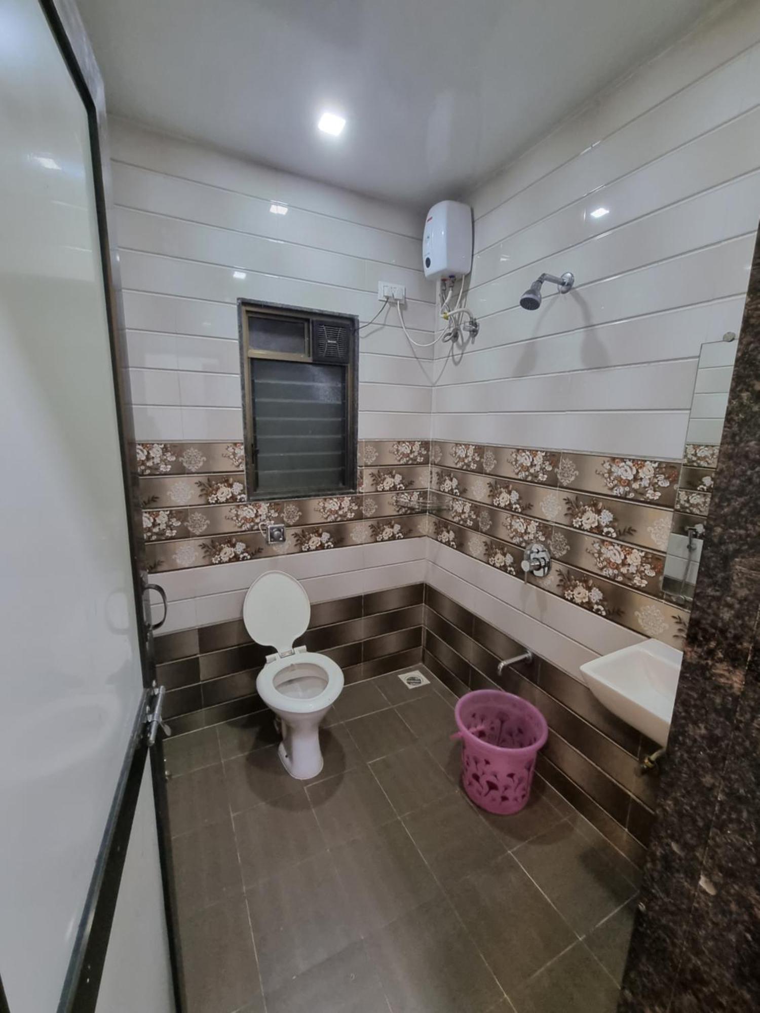 The Living Space Лонавала Екстериор снимка